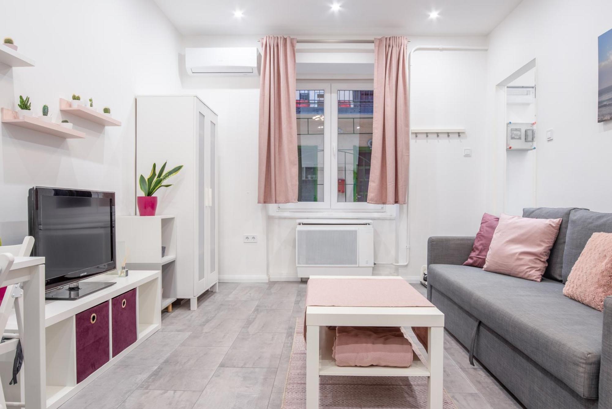 Lejlighed Maja's Sweet Little With Free Parking And Air Condition Budapest