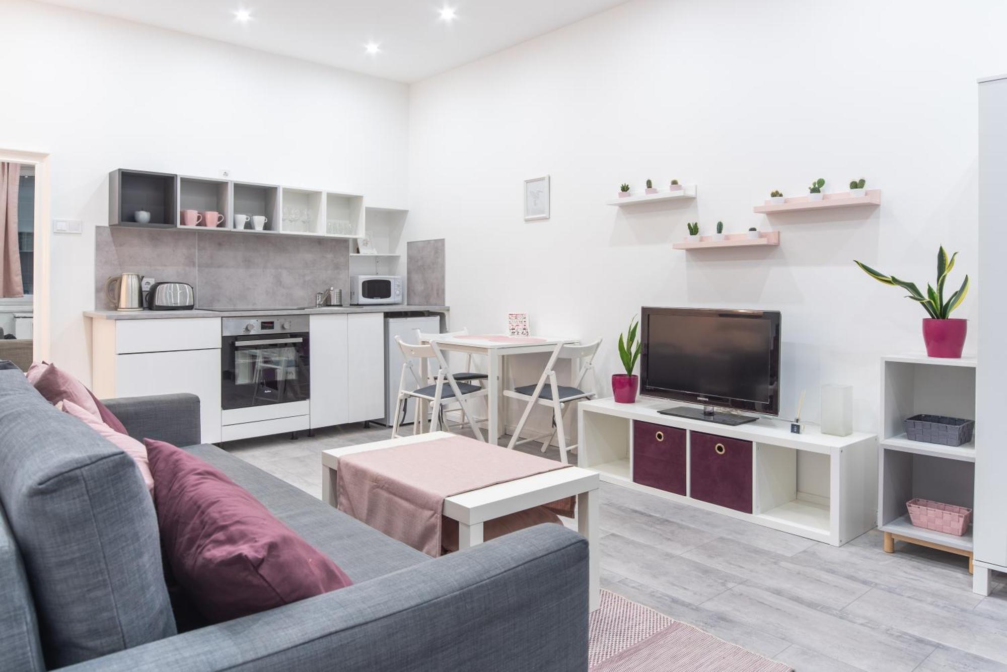 Maja's Sweet Little With Free Parking And Air Condition Lejlighed